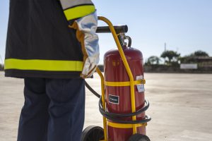 Le squadre antincendio di Elisicilia sono fornite di tutte le attezzature necessarie alla lotta antincendio